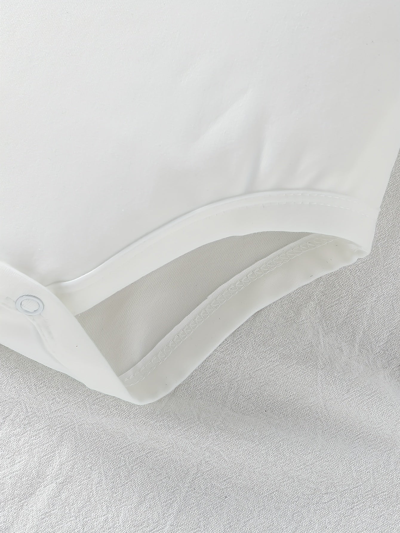 1pc Baby Long Sleeve Romper - Thanksgiving, Halloween, Christmas & Birthday Outfit with Custom Logo/Text - Soft Grey Onesie for Newborns, Infants, Toddlers - Easy Button Closure - Perfect for Photoshoots, Family Gatherings, E