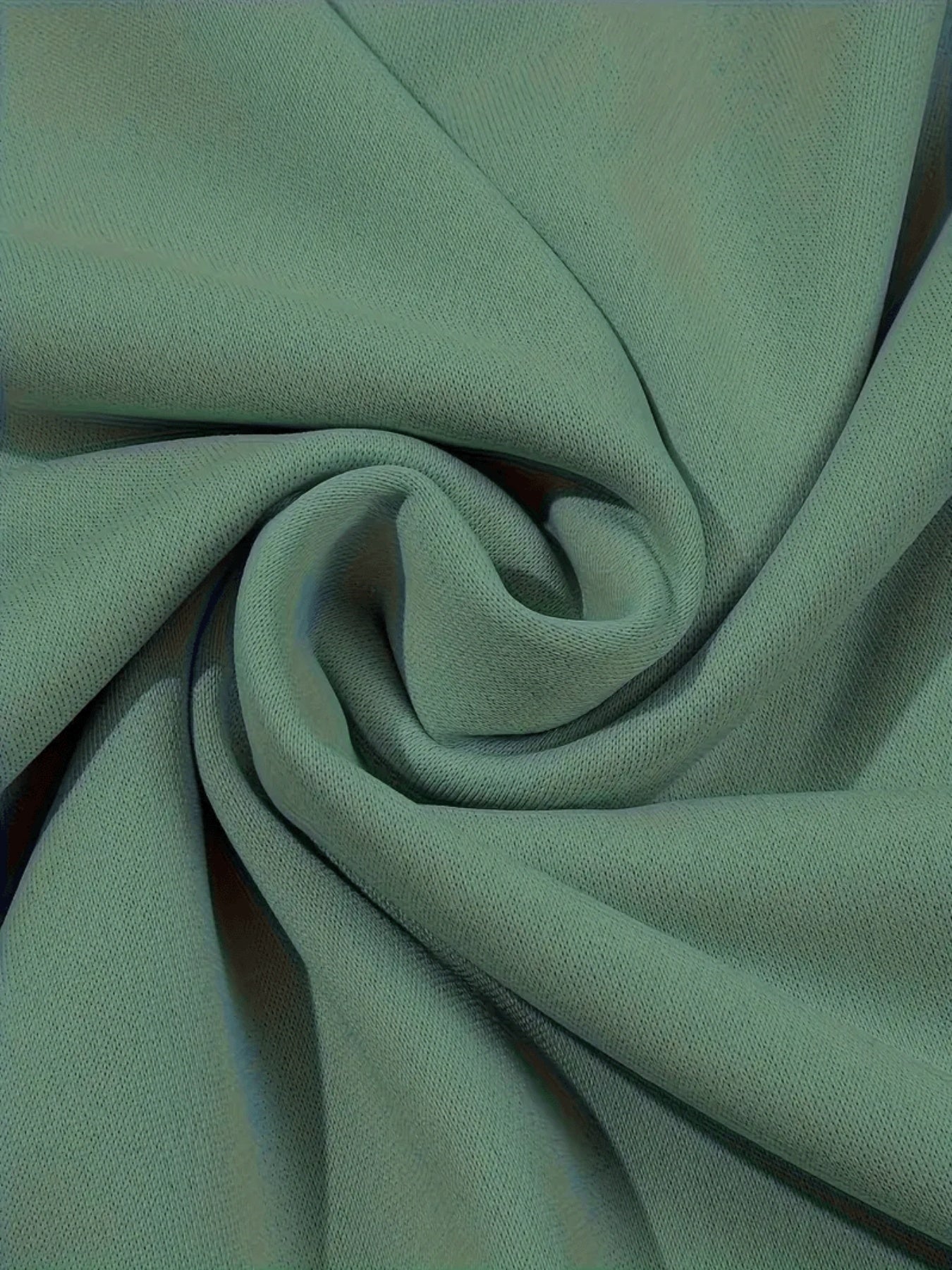 Women's Soft Mint Green Christmas Lettering Sweatshirt - Cozy Round Neck Pullover with Merry Christmas Print, Plaid & Heart Cutouts, Machine Washable Long Sleeve Sweater for Casual Winter Outfits & Holiday Parties, Christmas